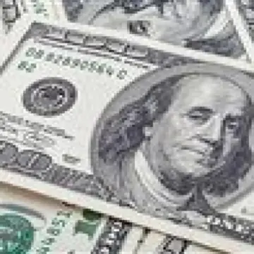 سعر الدولار اليوم الأربعاء في البنوك المصرية.. العملة الخضراء تحافظ على استقرارها أمام الجنيه